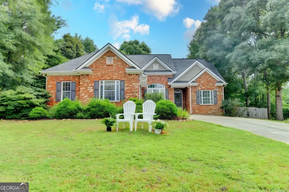 49 Flintstone RD Jefferson, GA 30549