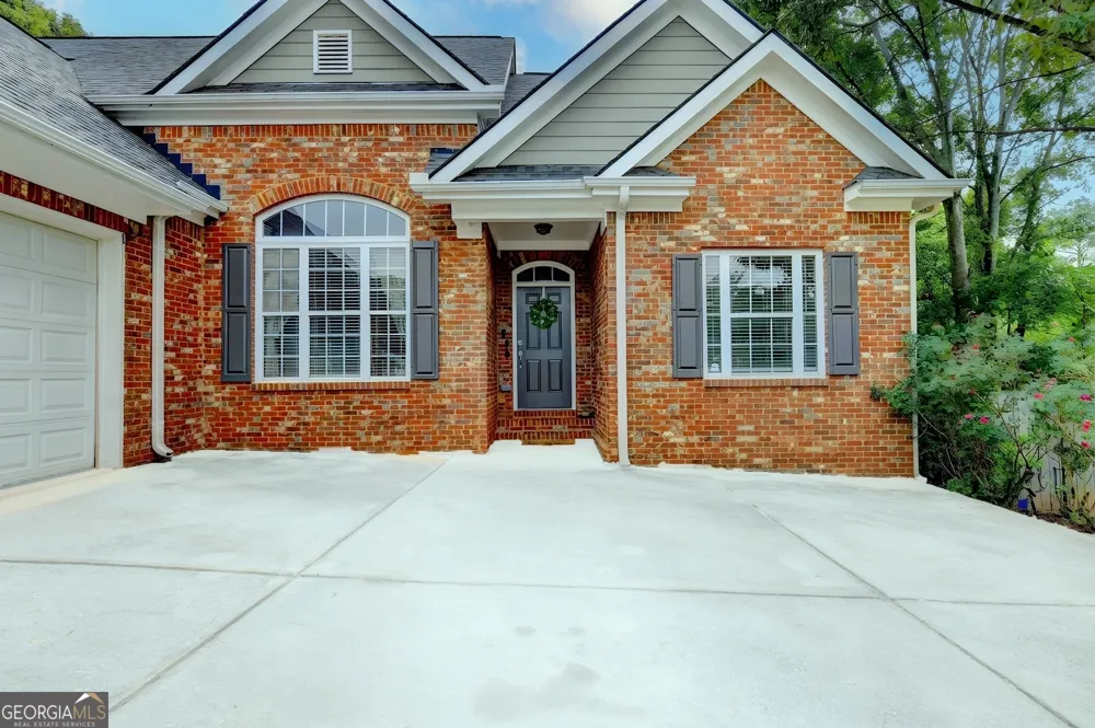 49 Flintstone RD Jefferson, GA 30549