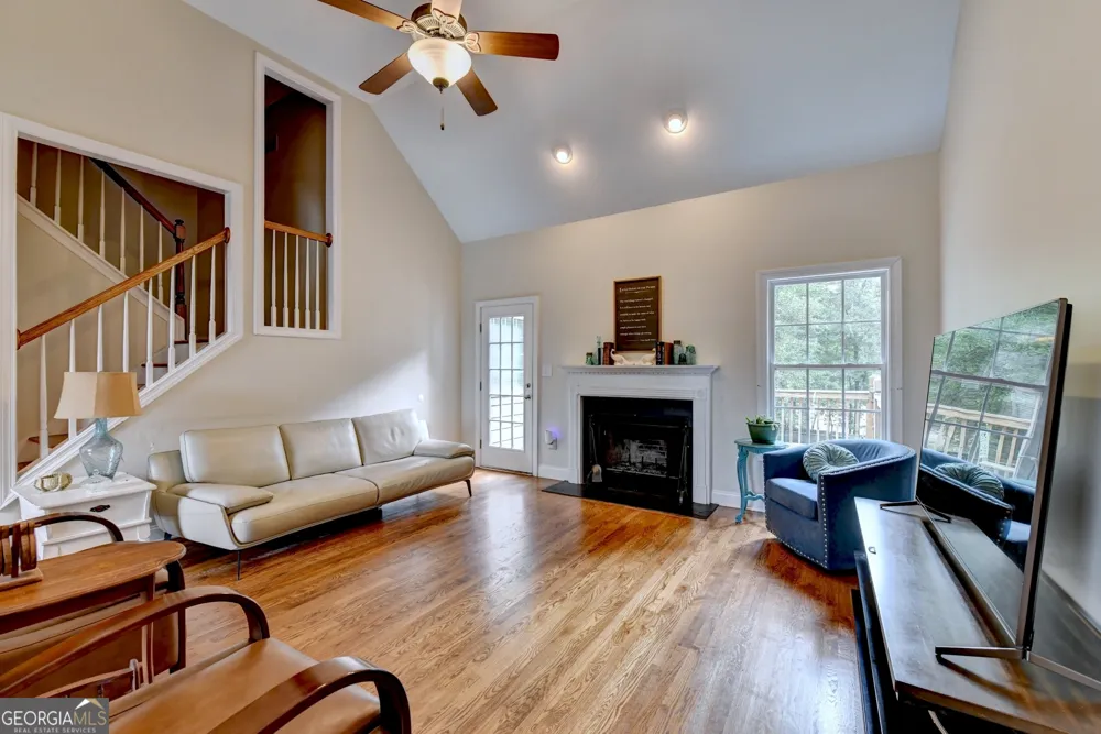 49 Flintstone RD Jefferson, GA 30549