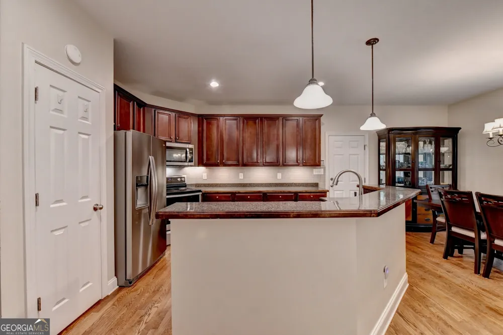 49 Flintstone RD Jefferson, GA 30549