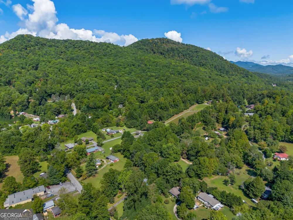 256 Black Rock Mountain PKWY Clayton, GA 30525