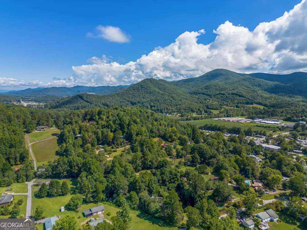 256 Black Rock Mountain PKWY Clayton, GA 30525