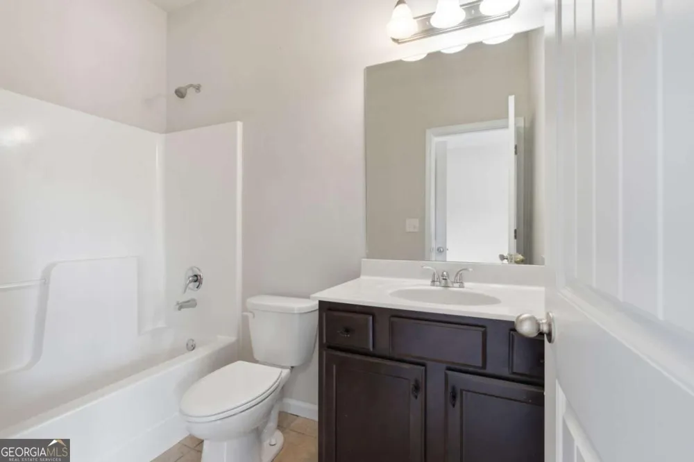 1283 Skipping Stone CT Dacula, GA 30019