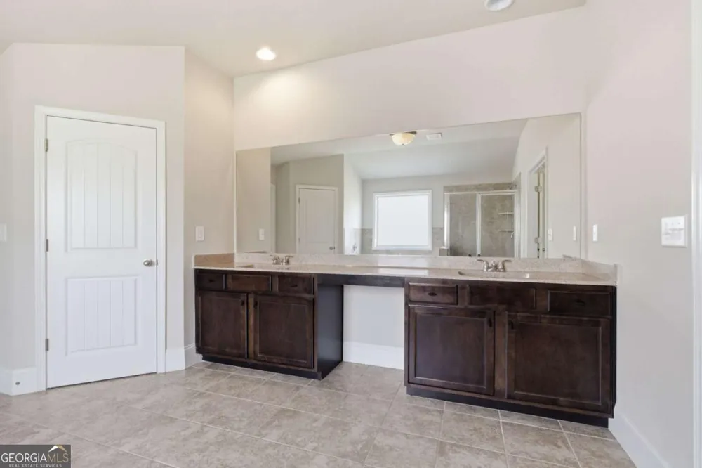 1283 Skipping Stone CT Dacula, GA 30019