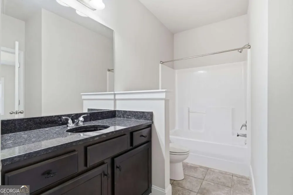 1283 Skipping Stone CT Dacula, GA 30019