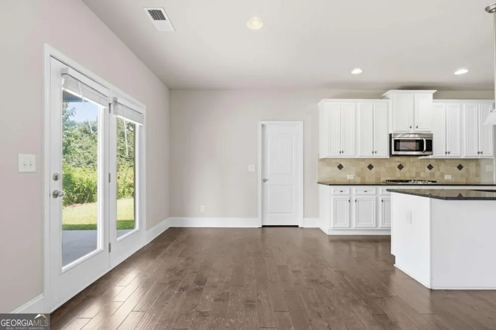 1283 Skipping Stone CT Dacula, GA 30019