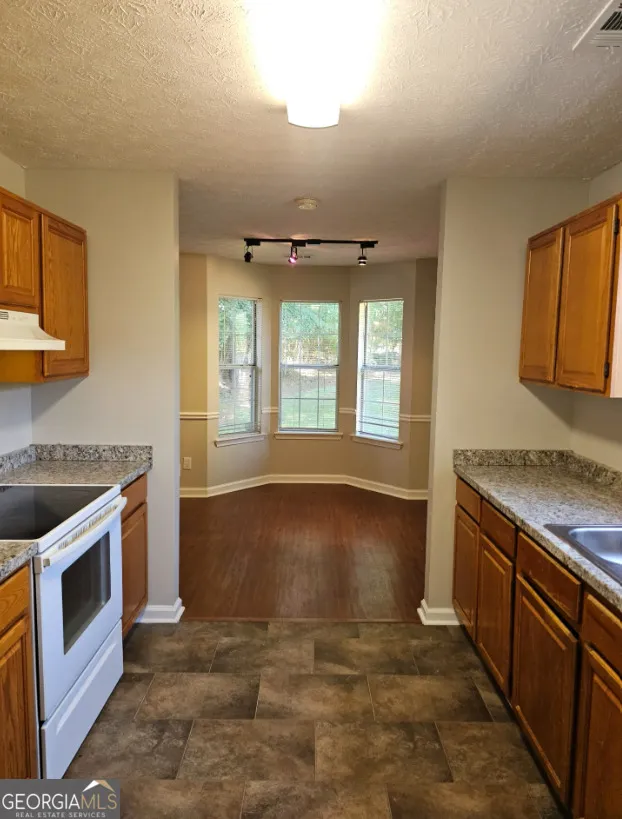 12205 Cypress WAY Fayetteville, GA 30215