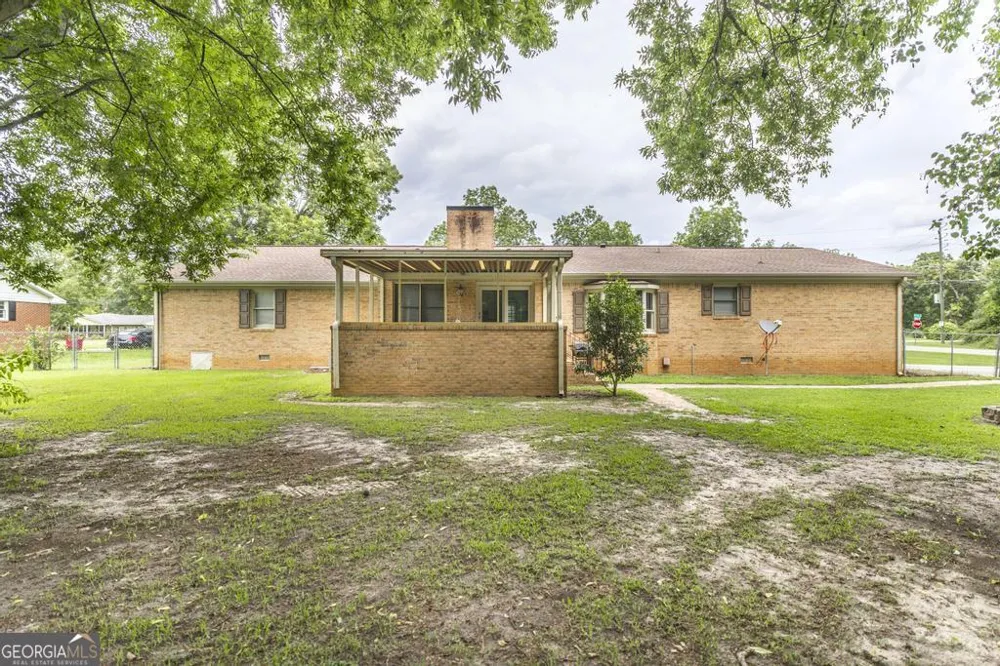3708 Jones RD Macon, GA 31216