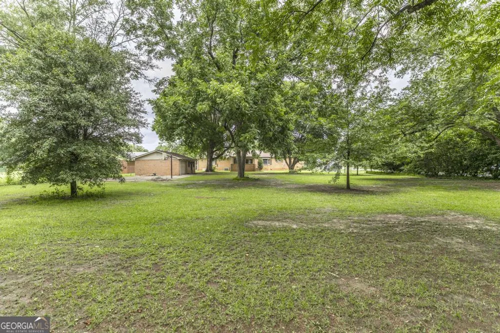 3708 Jones RD Macon, GA 31216