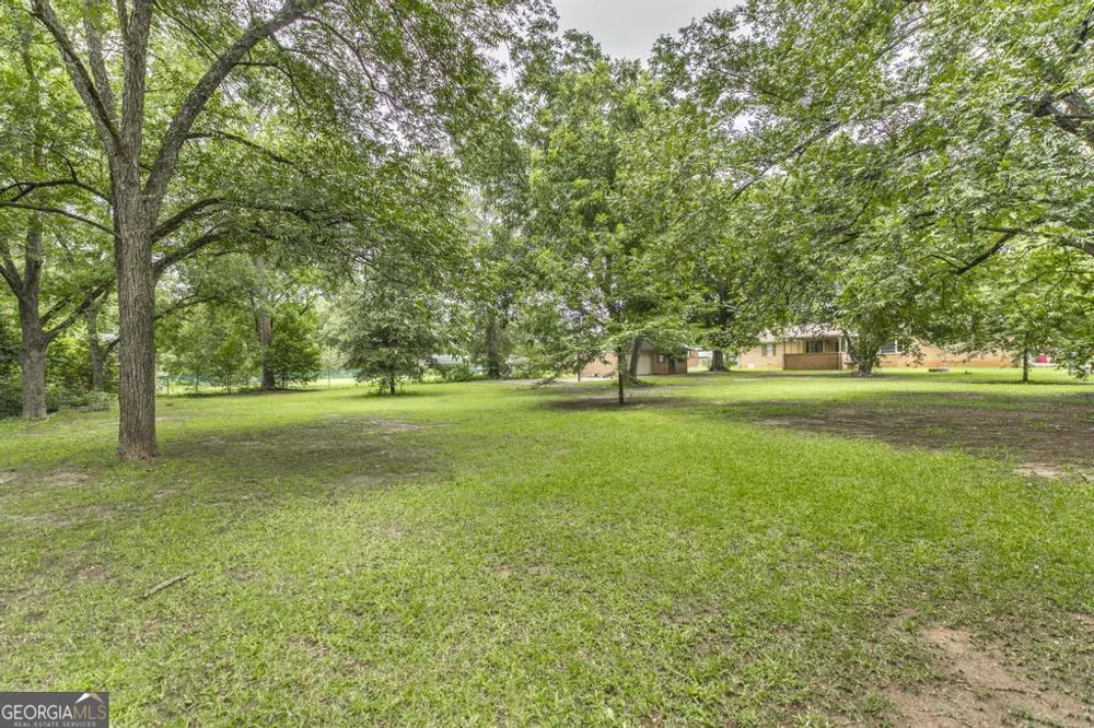 3708 Jones RD Macon, GA 31216