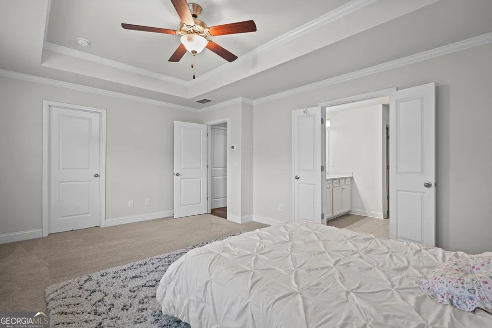 2779 White Oak LN Decatur, GA 30032