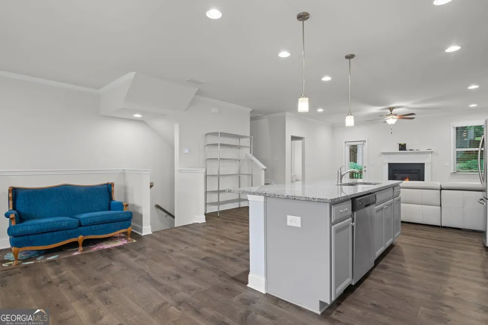 2779 White Oak LN Decatur, GA 30032