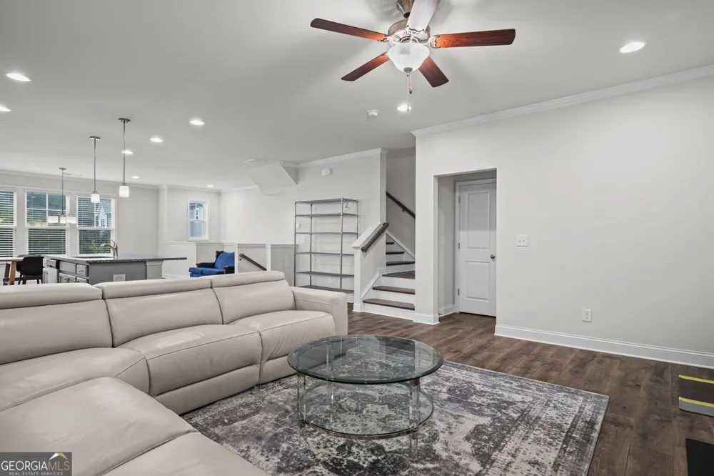 2779 White Oak LN Decatur, GA 30032