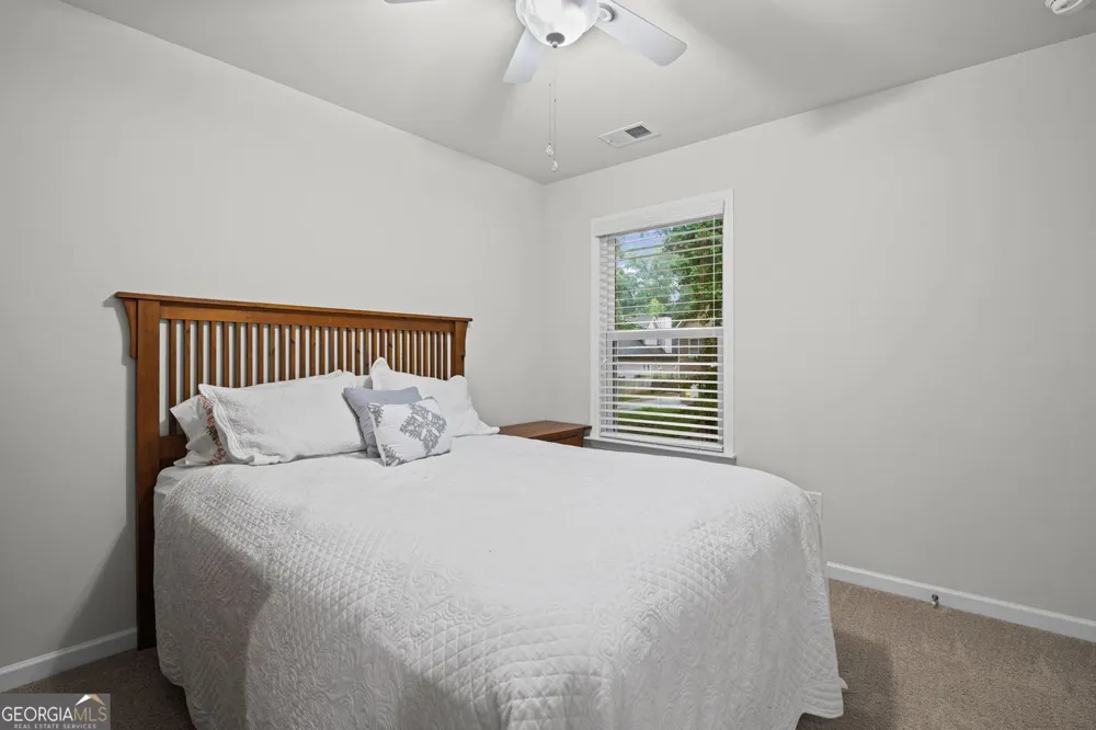 2779 White Oak LN Decatur, GA 30032