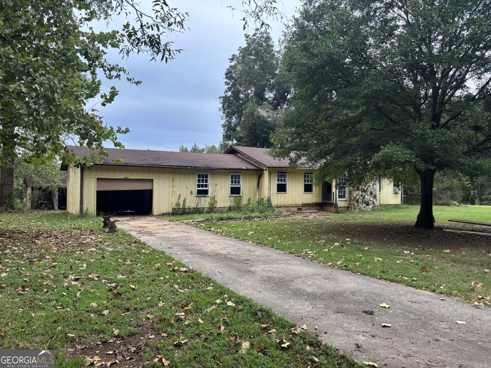 1182 Cleveland Mill RD Hartwell, GA 30643