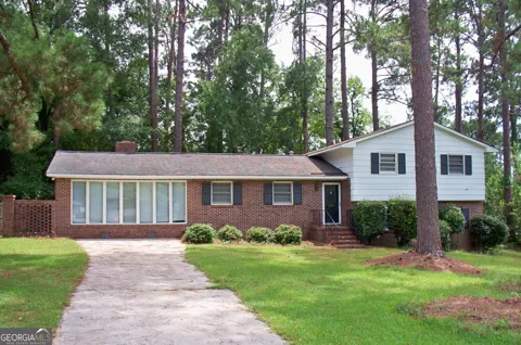 1707 Briarcliff CT