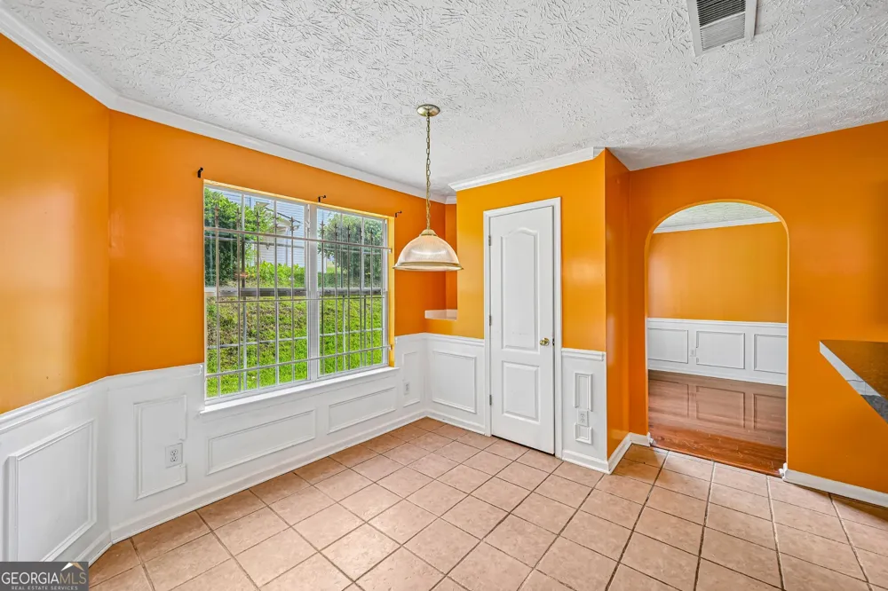 2083 Dylan CT Ellenwood, GA 30294