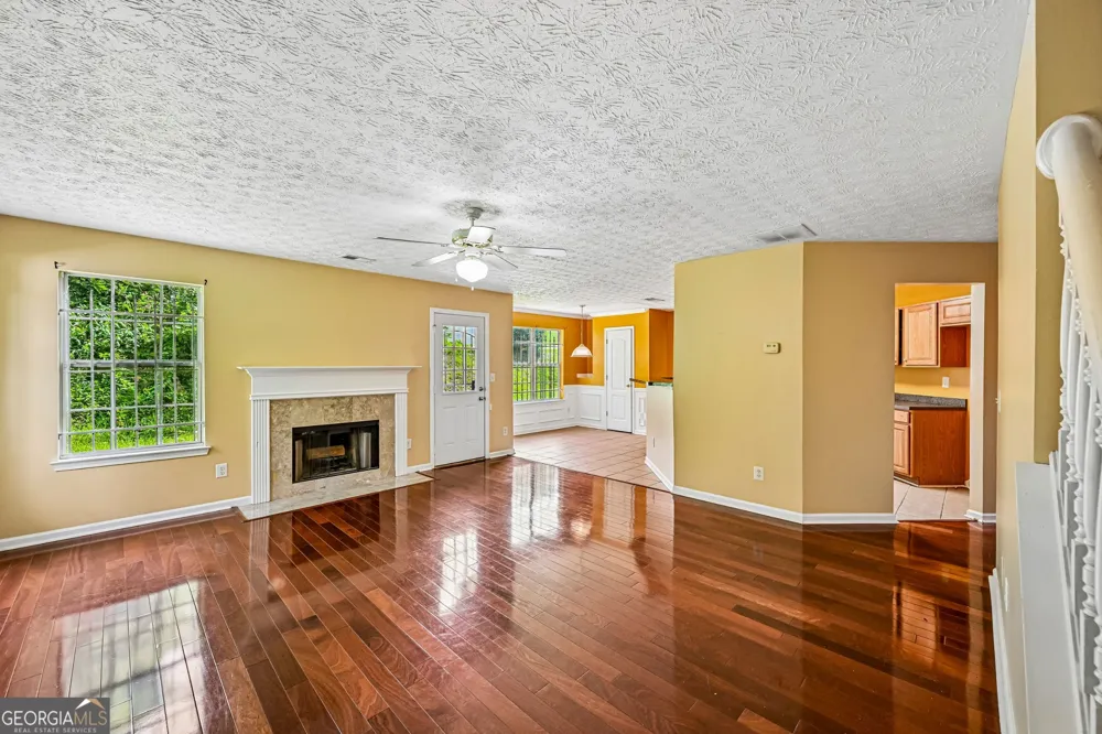 2083 Dylan CT Ellenwood, GA 30294