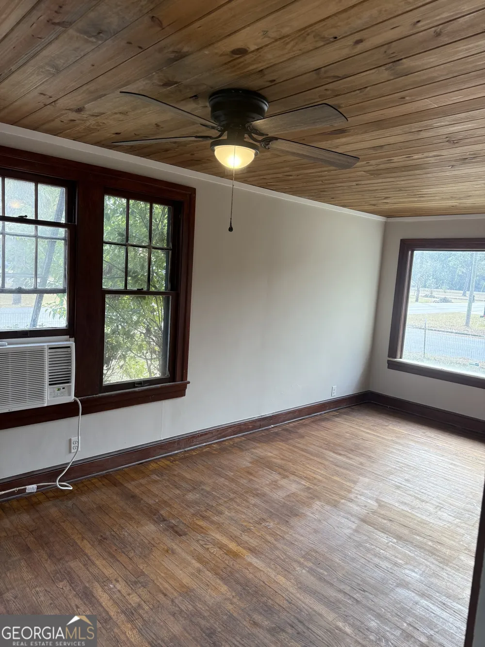 1302 Elizabeth ST Waycross, GA 31503