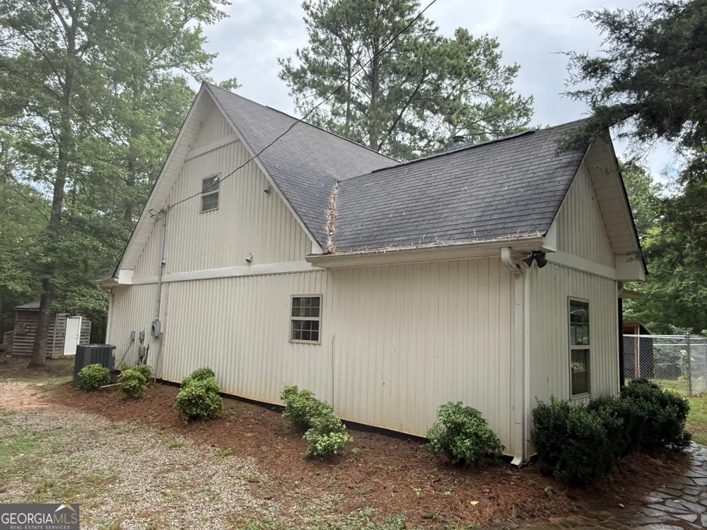 1331 Center Hill School RD Union Point, GA 30669