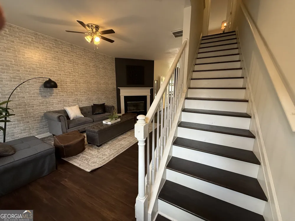 1524 Cove Creek CIR Norcross, GA 30093
