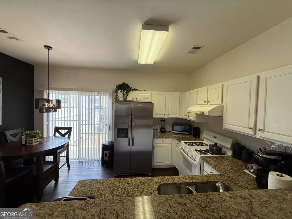 1524 Cove Creek CIR Norcross, GA 30093