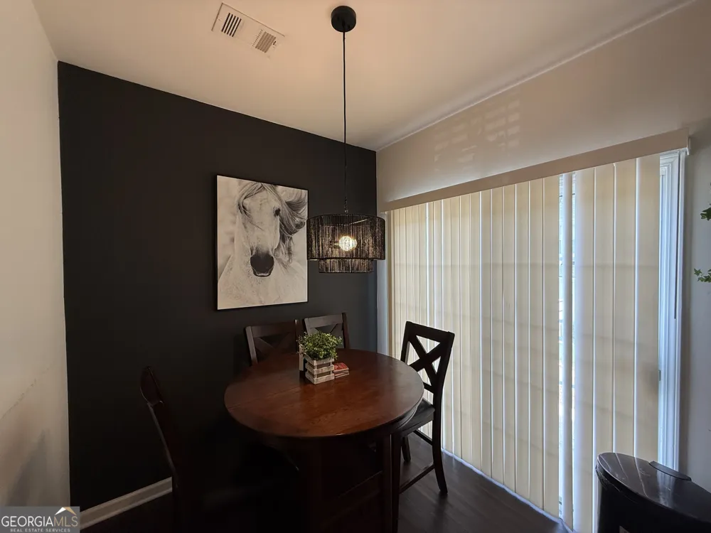 1524 Cove Creek CIR Norcross, GA 30093