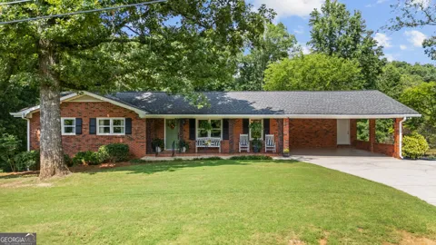 243 New Hermitage RD NE