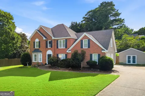 1096 Angel LN
