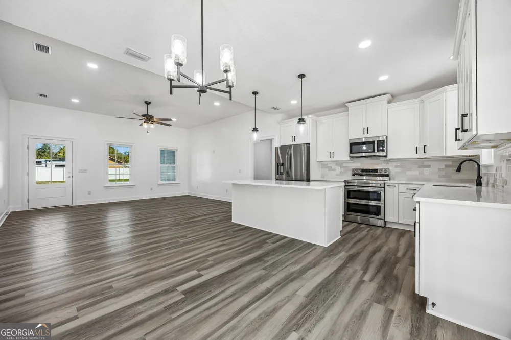 110 Robinson ST Folkston, GA 31537