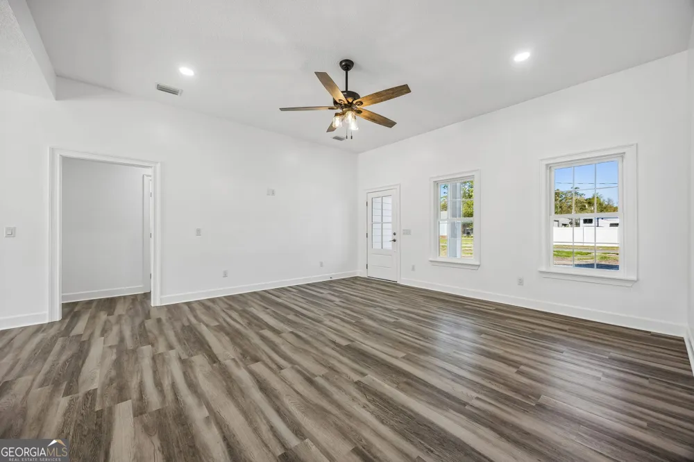 110 Robinson ST Folkston, GA 31537