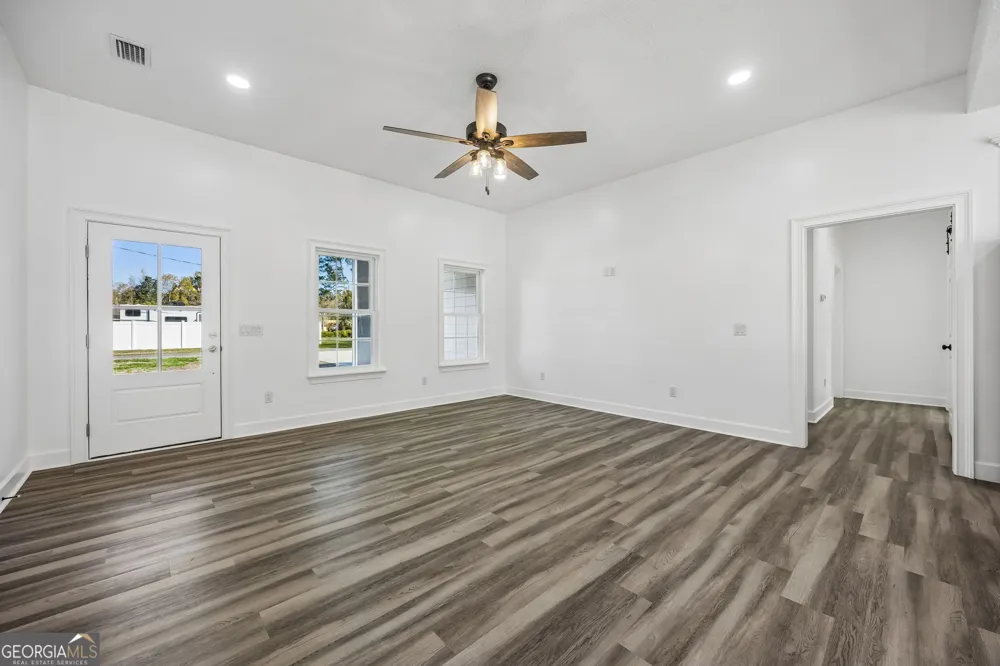 110 Robinson ST Folkston, GA 31537