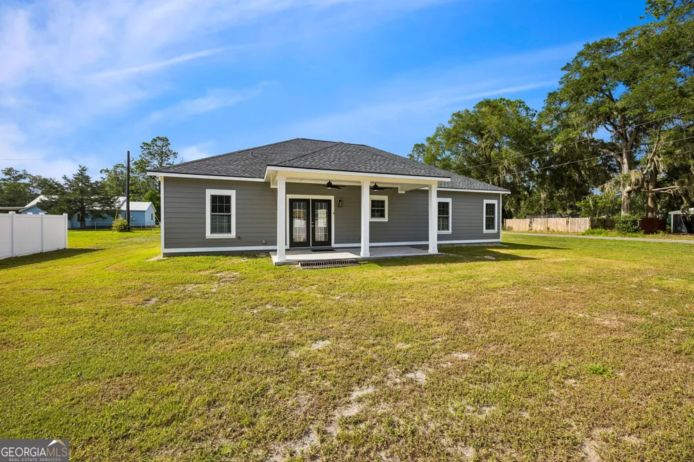 110 Robinson ST Folkston, GA 31537