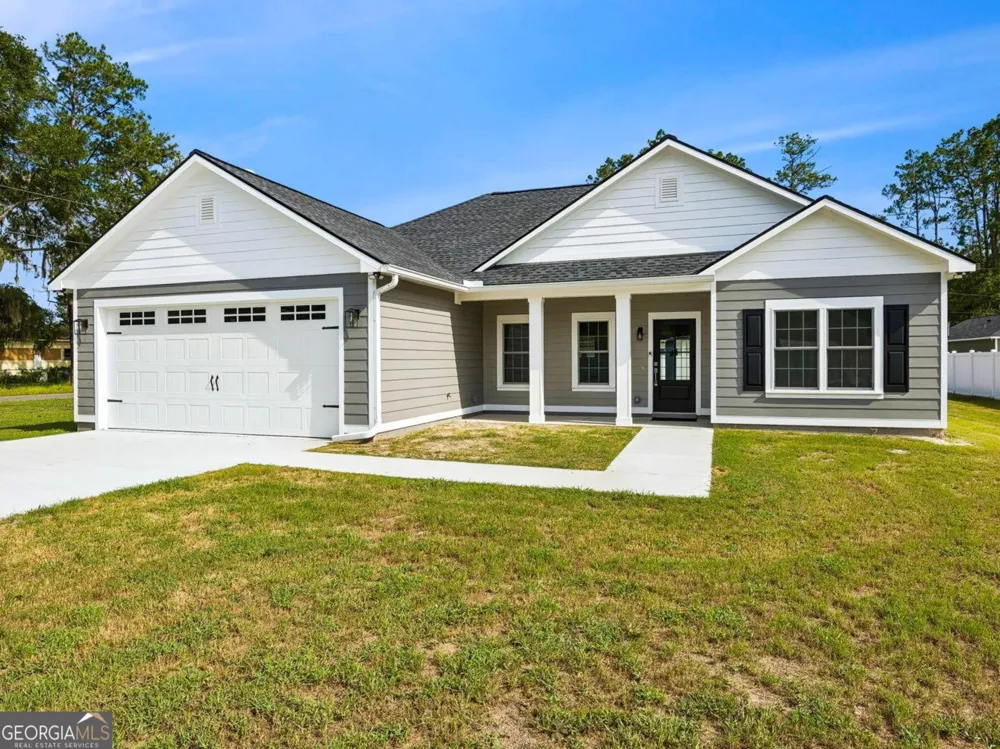 110 Robinson ST Folkston, GA 31537