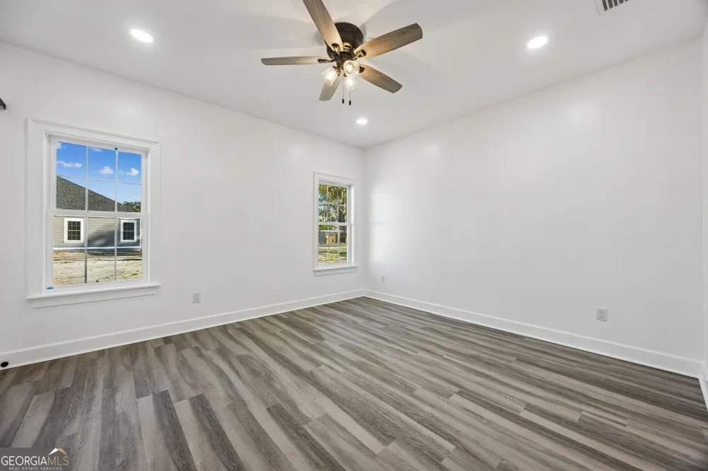 215 McQueen ST Folkston, GA 31537