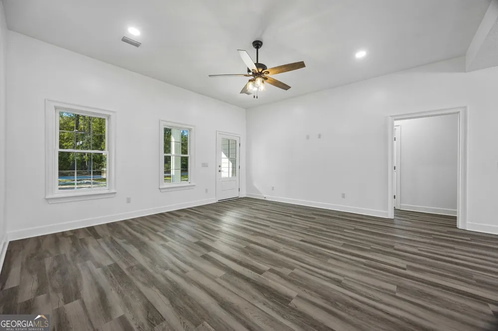 215 McQueen ST Folkston, GA 31537