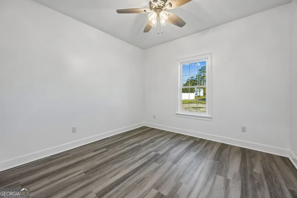 215 McQueen ST Folkston, GA 31537