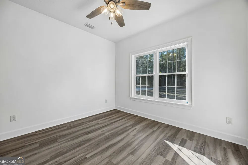 215 McQueen ST Folkston, GA 31537