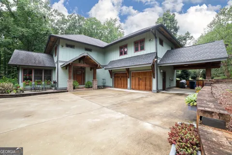 1010 Briar Lakes CT