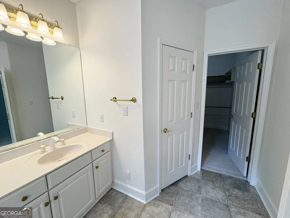 113 S Tamie CIR Kathleen, GA 31047