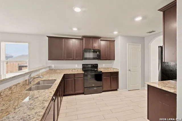 15246 WALCOTT RDG Von Ormy, TX 78073