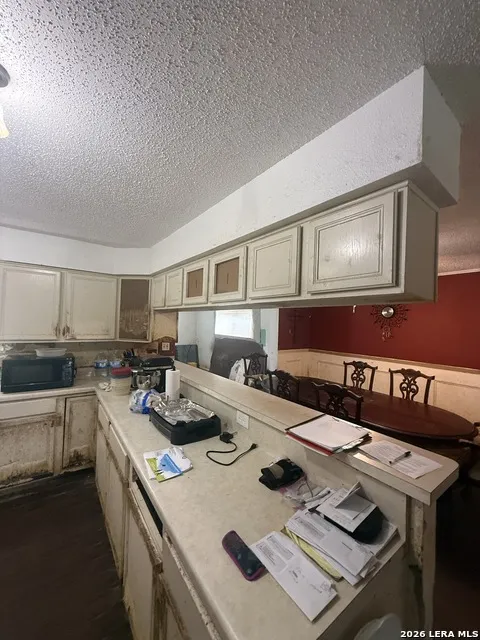 149 LIVE OAK LN Lakehills, TX 78063