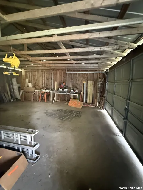 149 LIVE OAK LN Lakehills, TX 78063
