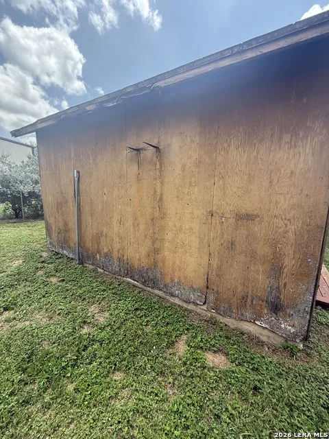 149 LIVE OAK LN Lakehills, TX 78063
