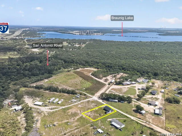 5353 LABUS RD LOT 13 Elmendorf, TX 78112