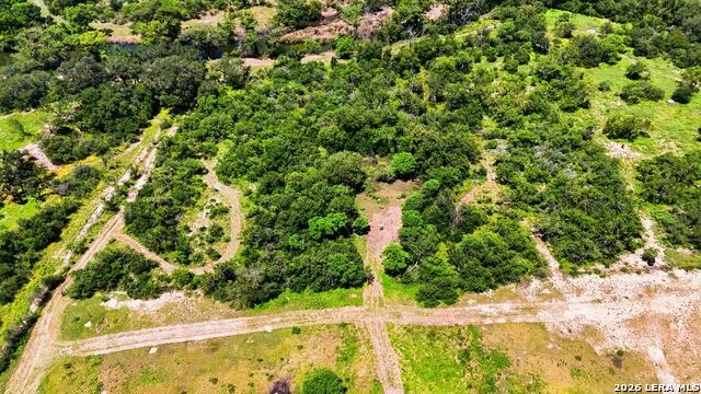 2194 S Ranch Rd 187 Sabinal, TX 78881