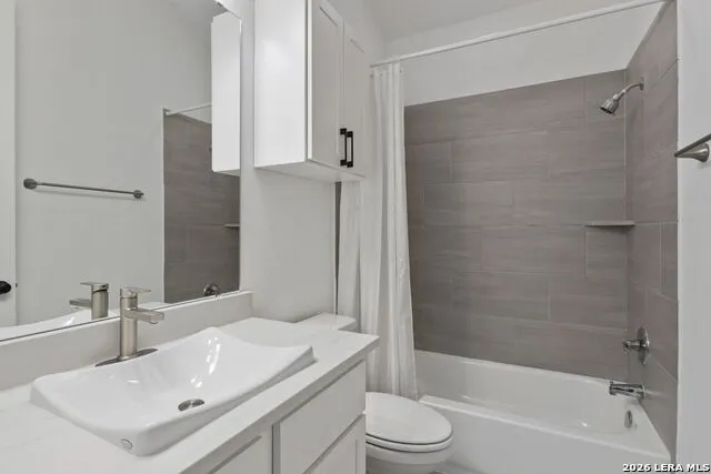 230 Navarro Boerne, TX 78006