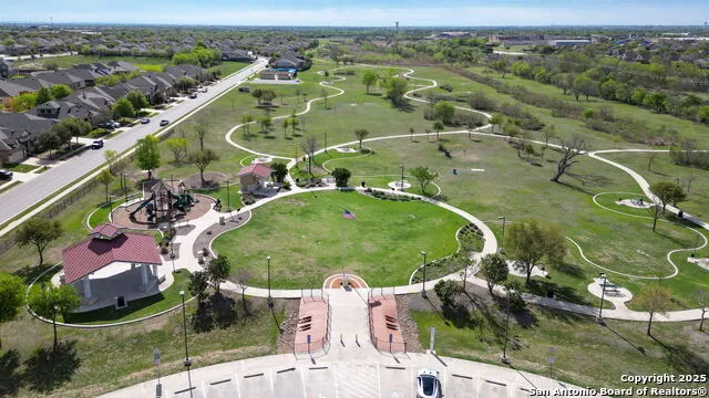 228 COMANCHE TRL Cibolo, TX 78108