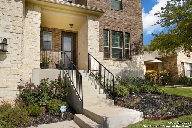 228 COMANCHE TRL Cibolo, TX 78108