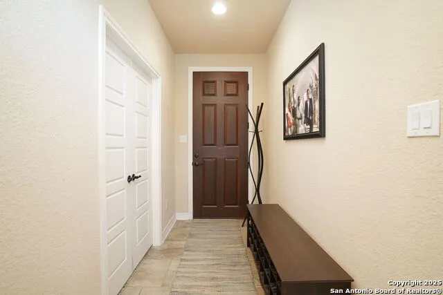 228 COMANCHE TRL Cibolo, TX 78108